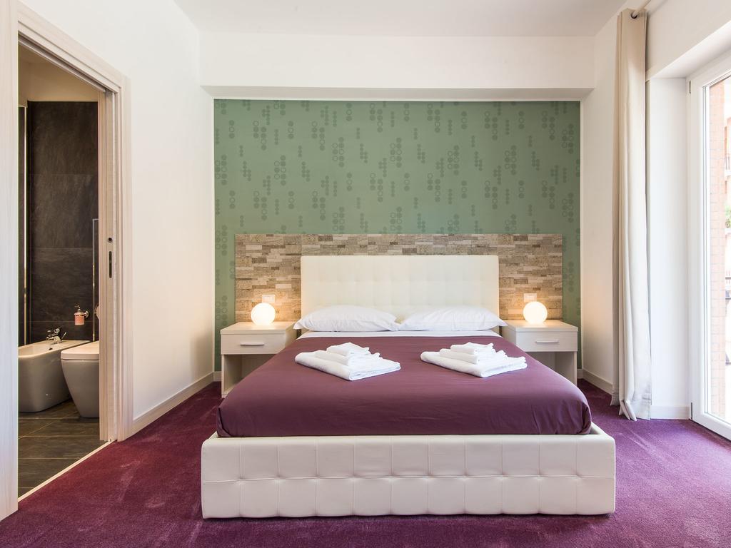 Guesthouse Park Pines Rom Eksteriør billede