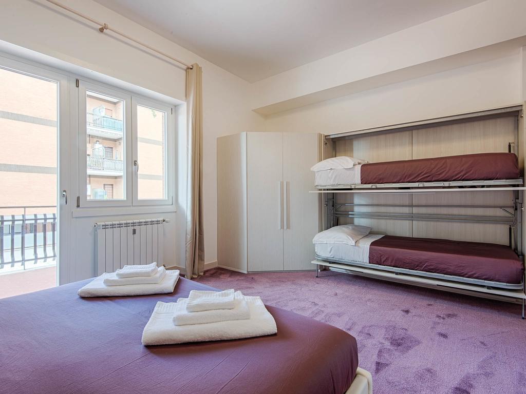 Guesthouse Park Pines Rom Eksteriør billede