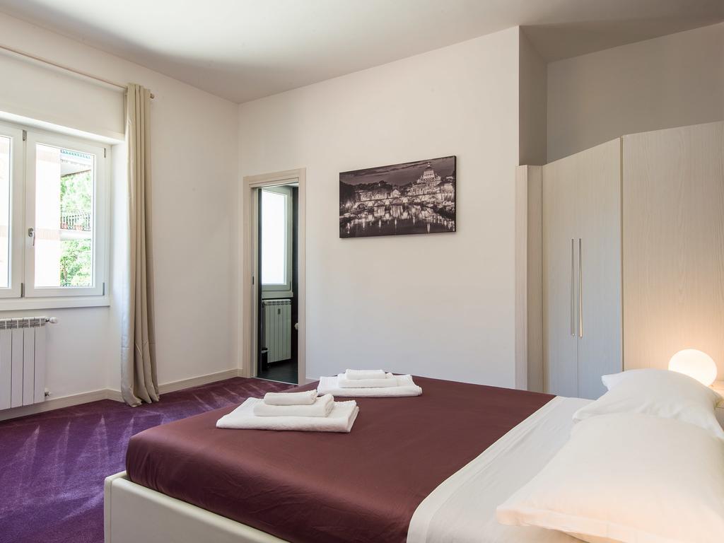 Guesthouse Park Pines Rom Eksteriør billede