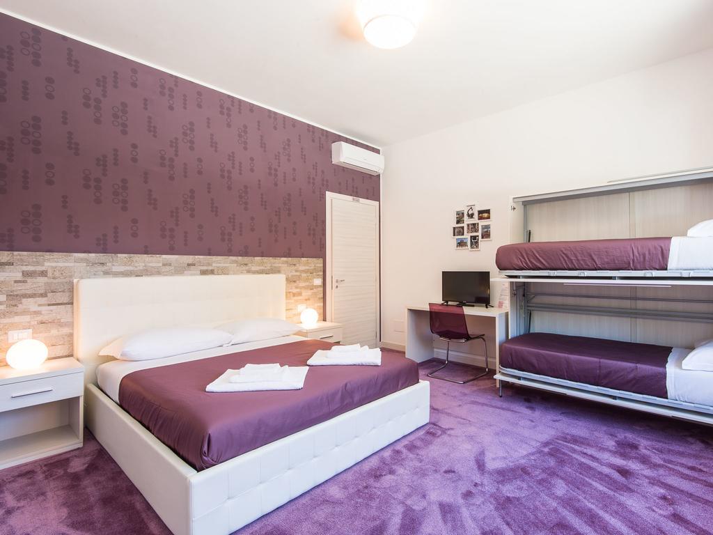 Guesthouse Park Pines Rom Eksteriør billede